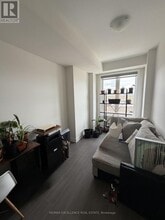 3367 Sixth Line in Oakville, ON - Building Photo - Building Photo