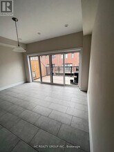 24 Cafaro Ln in Markham, ON - Building Photo - Building Photo