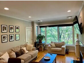 608 N May St in Chicago, IL - Building Photo - Building Photo