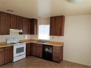 210 1st St in Fernley, NV - Building Photo - Interior Photo