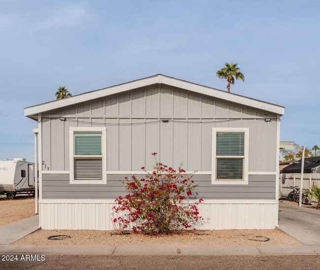 625 W McKellips Rd in Mesa, AZ - Building Photo - Building Photo