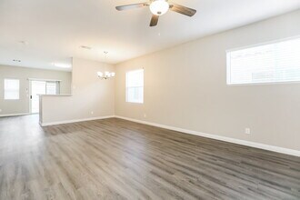 9878 Mackovski Ct, Unit Williams in Las Vegas, NV - Building Photo - Building Photo