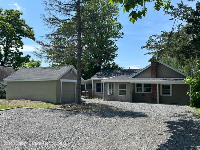 property at 117 Joslen Blvd