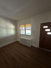 129 Frank St in Homestead, PA - Foto de edificio - Building Photo