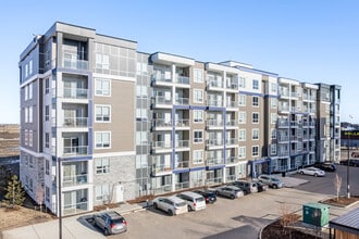 Heritage Flats in Edmonton, AB - Building Photo - Building Photo