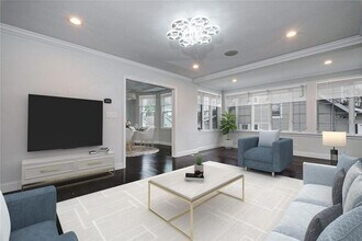 70 Brambach Ave in Scarsdale, NY - Building Photo - Building Photo