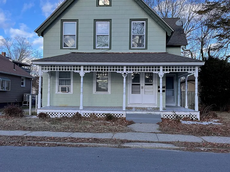 99 Williams St in Norwich, CT - Building Photo