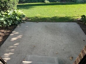 18674 W 13 Mile Rd in Beverly Hills, MI - Building Photo - Building Photo