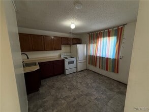 1816 Military Rd in Buffalo, NY - Building Photo - Building Photo