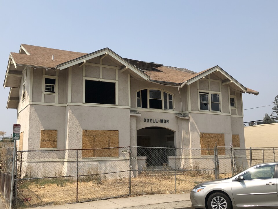 Odell-Mor Building in Visalia, CA - Building Photo