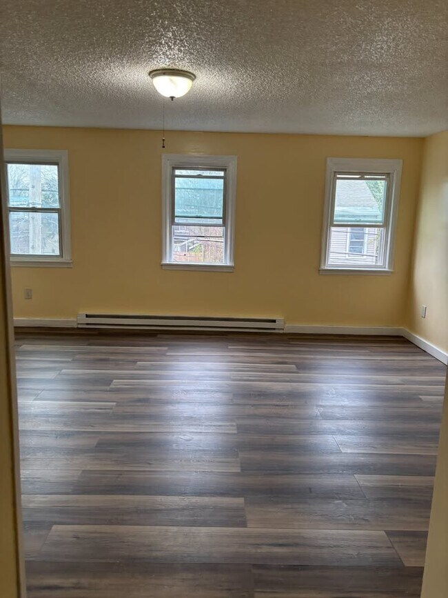 320 Sherman St, Unit 2 in Albany, NY - Building Photo - Building Photo