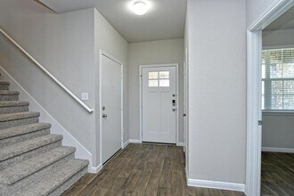 109 Marimoor Dr in Hutto, TX - Building Photo - Building Photo