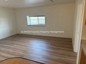 755 Buckley Rd in San Luis Obispo, CA - Building Photo