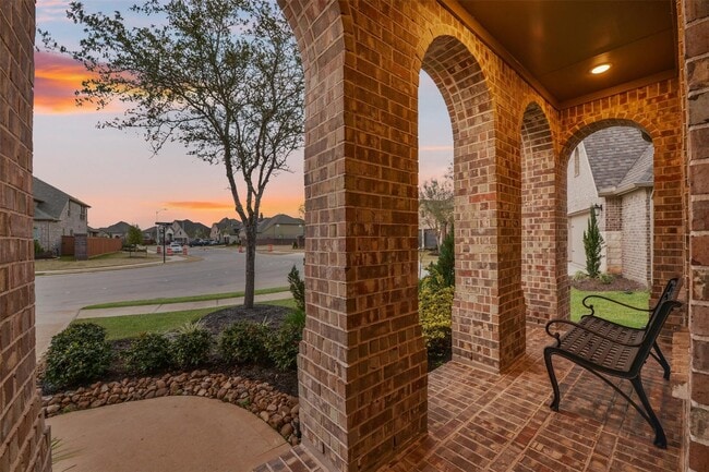 property at 18407 Kilbowie Pl