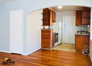 517 Braddock Ave in Daytona Beach, FL - Foto de edificio - Building Photo