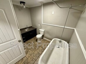 1300 Hester St in Jonesboro, AR - Building Photo - Building Photo