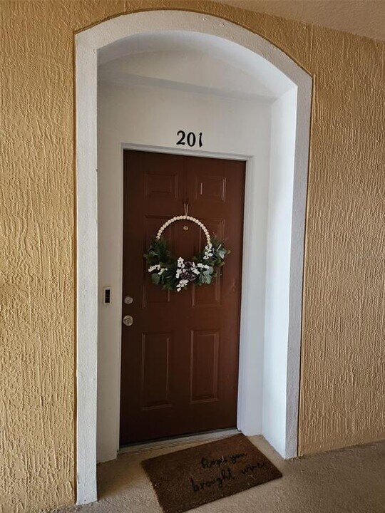 3190 Dante Dr-Unit -201 in Orlando, FL - Building Photo