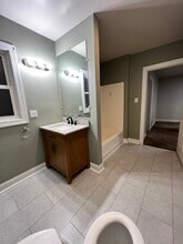 510 Ellicott St, Unit Upstairs in Batavia, NY - Building Photo - Building Photo