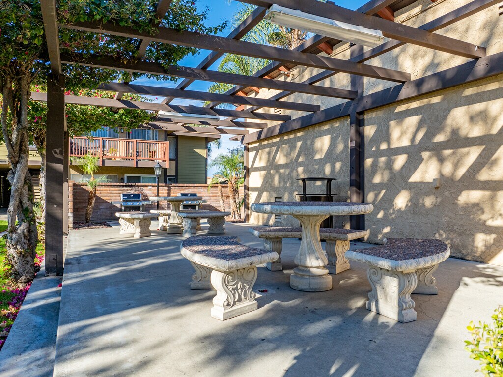 The Timbers Apartments in Riverside, CA