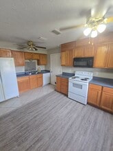 1398 Lucerne Loop Rd NE in Winter Haven, FL - Building Photo - Building Photo