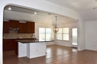 1001 Emory Fields Cove in Hutto, TX - Building Photo - Building Photo