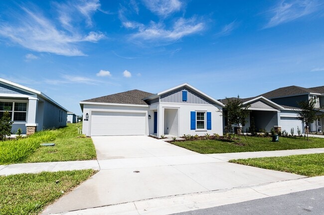 248 Hayley St in Winter Haven, FL - Building Photo - Building Photo