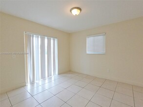 4894 Serafica Dr in Lake Worth Beach, FL - Building Photo - Building Photo