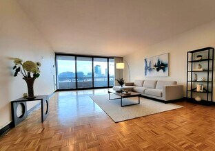 566 Commonwealth Ave, Unit 1004 in Boston, MA - Building Photo - Building Photo