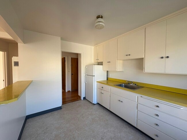 2901 Cabrillo St in San Francisco, CA - Building Photo - Building Photo