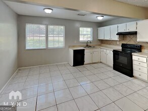 450 Fairburn Rd NW in Atlanta, GA - Building Photo - Building Photo