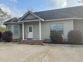 2104 Linda Rd, Unit B