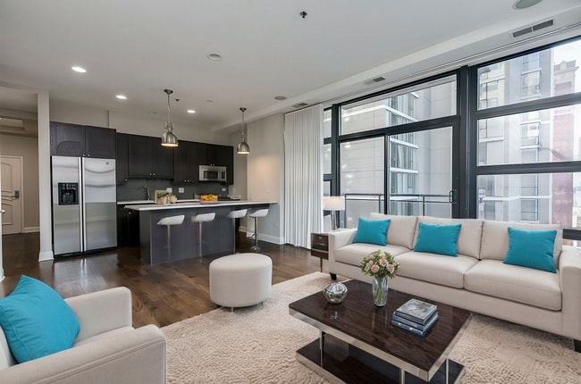 property at 101 W Superior St