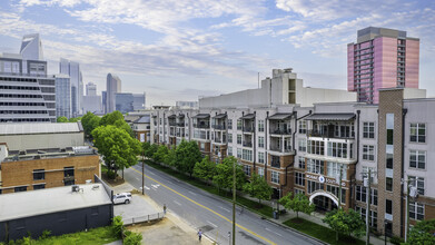 Mosaic South End Apartments in Charlotte, NC - Building Photo - Building Photo