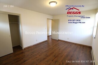 225 Bonaire St in Liberty, MO - Building Photo - Building Photo