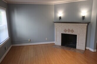 710 Monroe St, Unit B in Wenatchee, WA - Building Photo - Building Photo