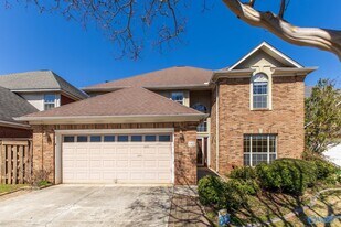 102 Canterbury Cir in Madison, AL - Building Photo