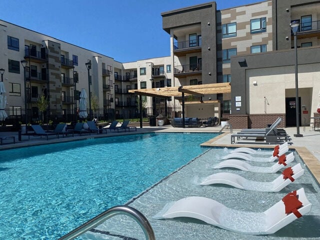 23rd and Swift in North Kansas City, MO - Building Photo