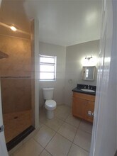 5810 NE 14th Rd in Fort Lauderdale, FL - Building Photo - Building Photo