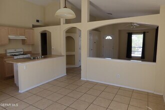 11884 Belfry Park Dr in El Paso, TX - Building Photo - Building Photo