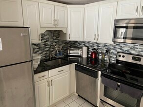 388 Great Rd, Unit A2 in Acton, MA - Foto de edificio - Building Photo