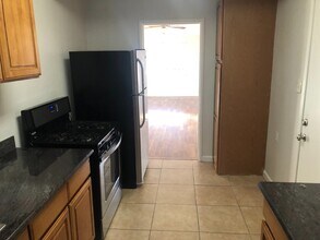 577 Holmes St in Livermore, CA - Building Photo - Building Photo