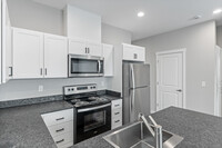 2407 Strong Heights Ln SE, Unit 2407A in Salem, OR - Foto de edificio - Building Photo