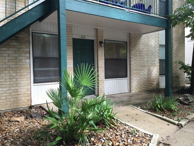 property at 1624 Aquarena Springs Dr