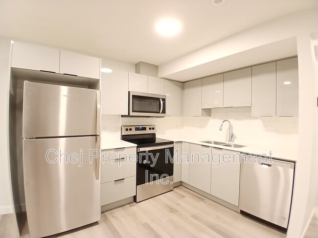 property at 3479 Kulay Green SW