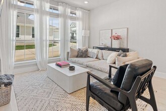 8214 Talferd Trl in Austin, TX - Building Photo - Building Photo