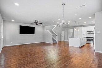2641 Frazier Ave in Fort Worth, TX - Building Photo - Building Photo