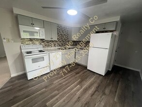 909 Bowers Bridge Rd in Manchester, PA - Building Photo - Building Photo