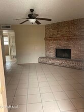 2820 E Glen Dr in El Paso, TX - Building Photo - Building Photo