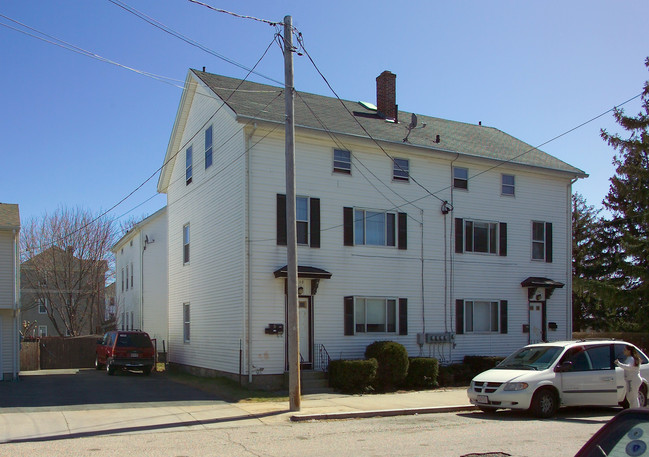 138-140 Fenner St in Fall River, MA - Building Photo - Building Photo