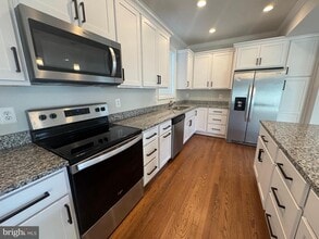 3541 Oak Dr in Edgewater, MD - Building Photo - Building Photo